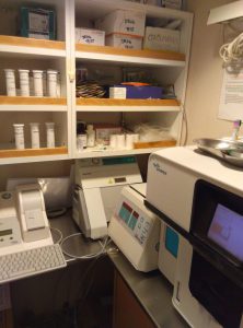 Labor in der Krankenabteilung der MS Astor