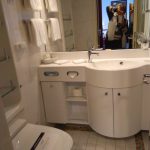 Moderne Badezimmer mit Dusche